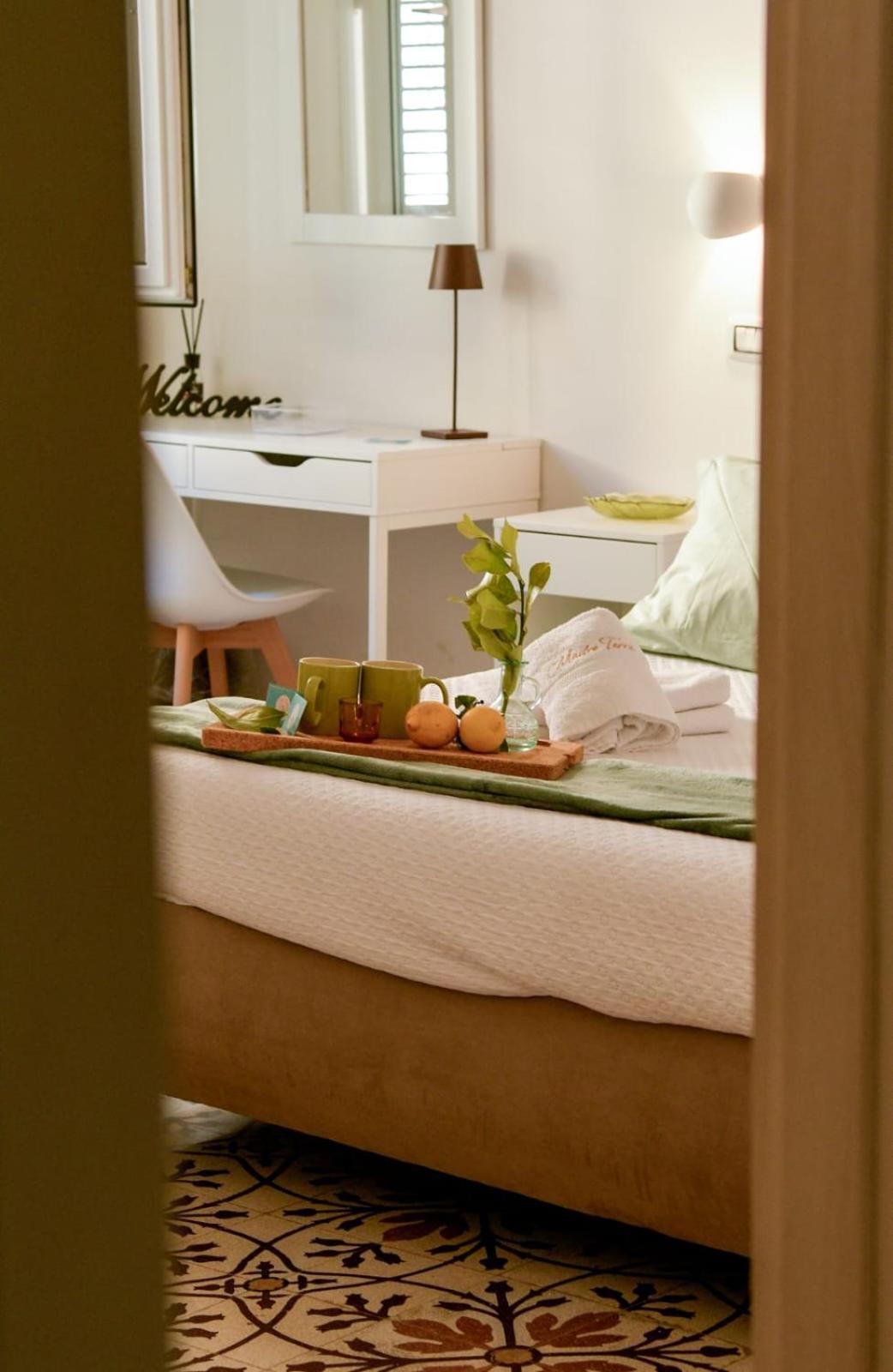 Madre Terra Apartment & Rooms Terrasini Esterno foto