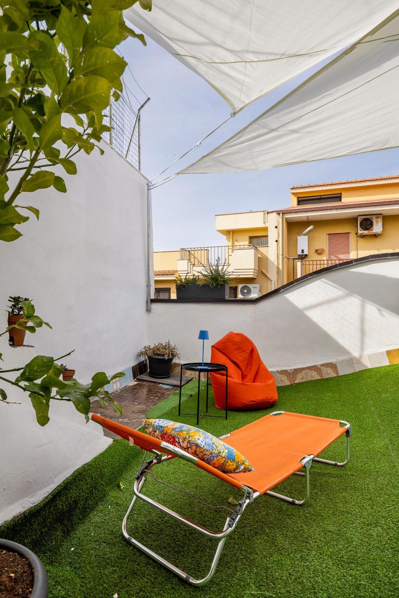 Madre Terra Apartment & Rooms Terrasini Esterno foto